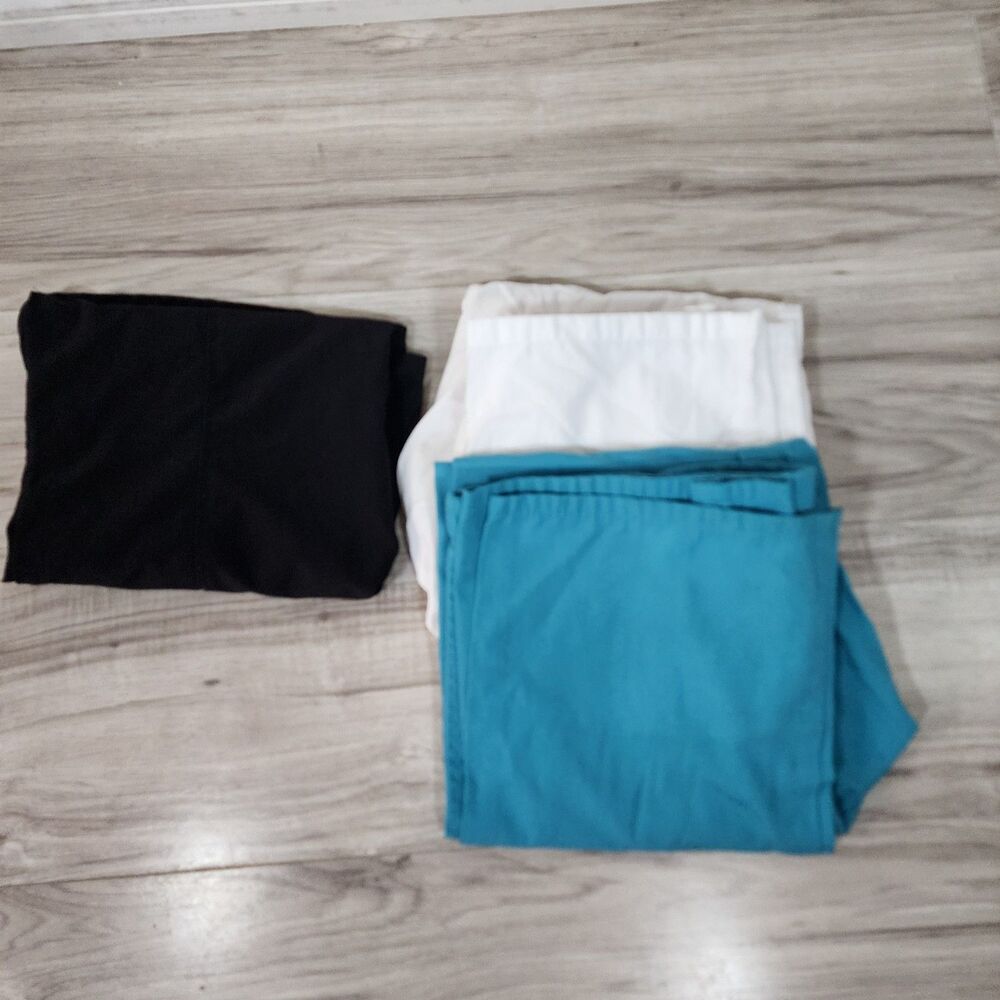 Women's Scrub Top & Bottoms Size XS Lot of 3